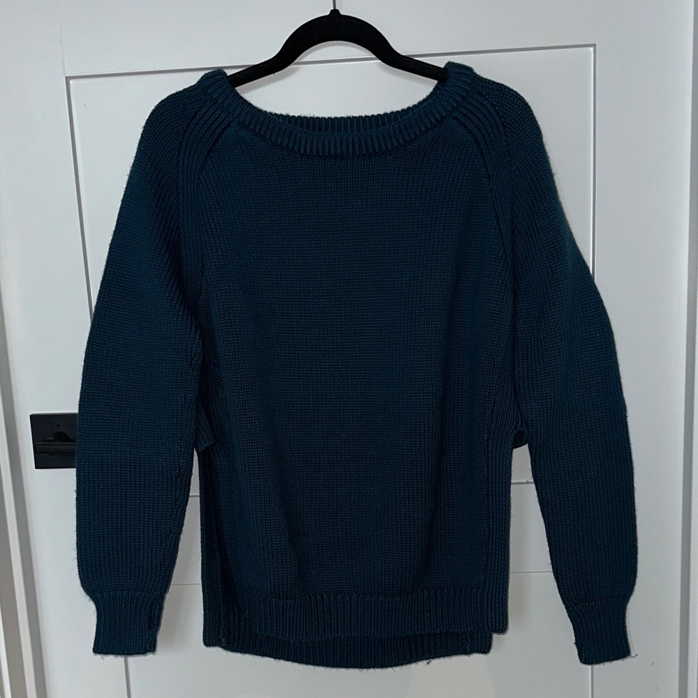 Lululemon Knit Boatneck Sweater with Side Slits in Green/Teal